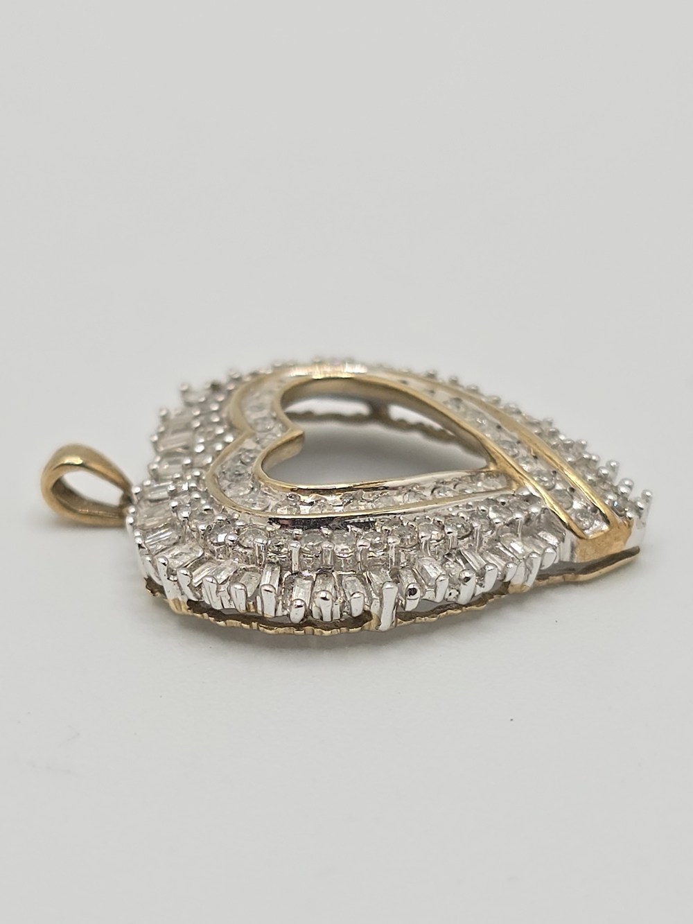 10K Gold Heart Pendant Round & Baguette Diamonds 3.6g - Picture 4 of 16